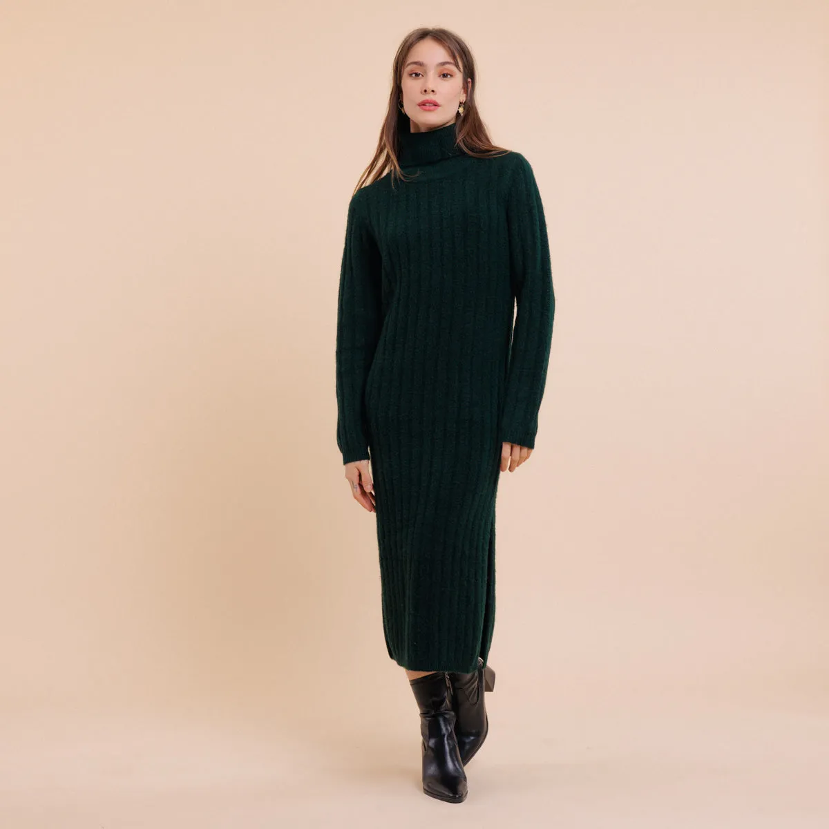 ROBE AMIRA
