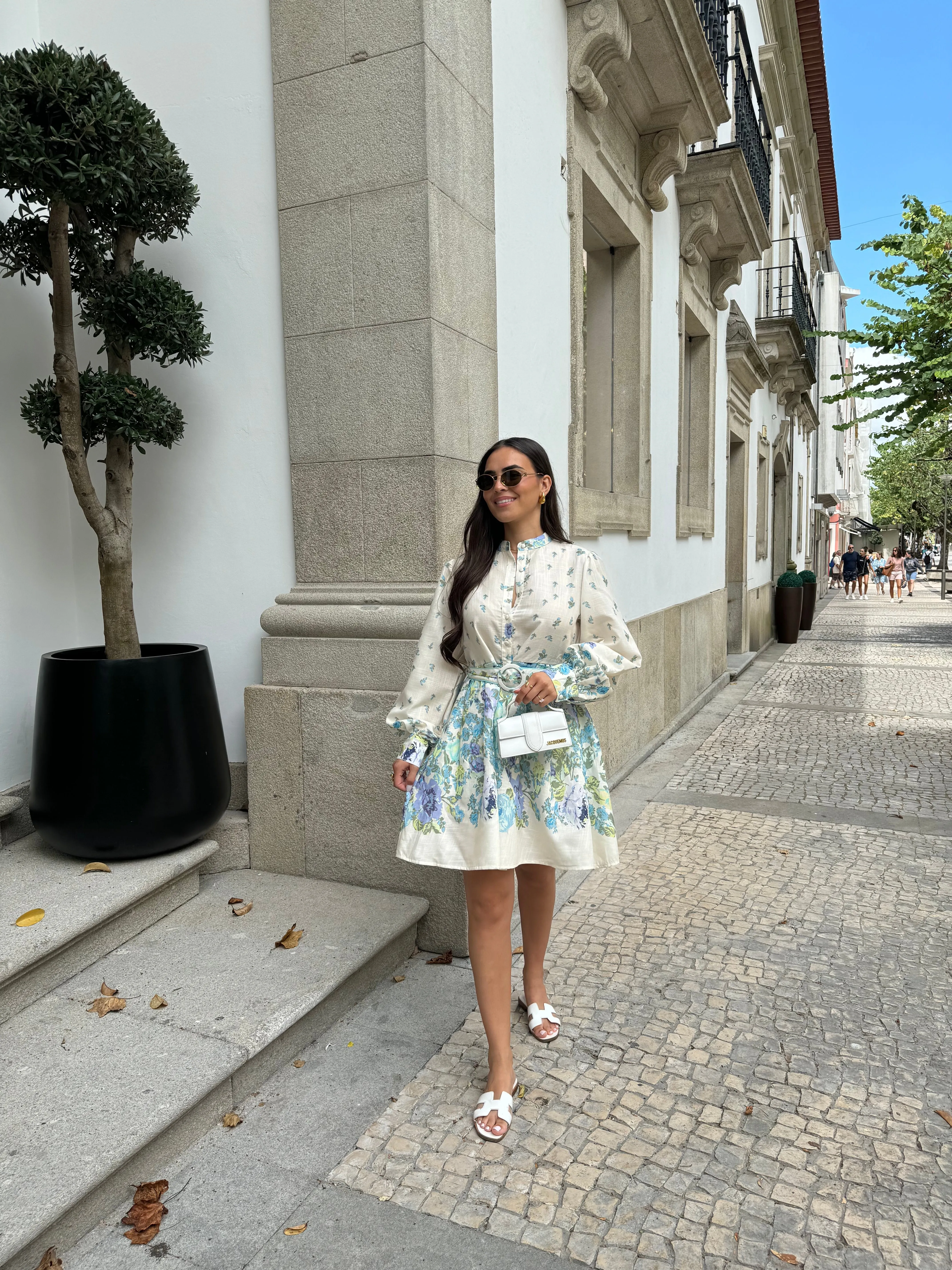 Robe NIO courte bleue (R5336)