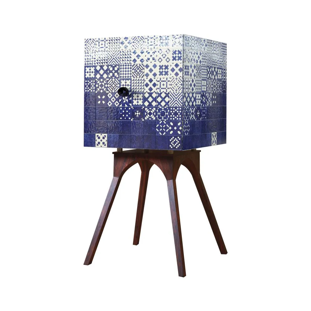 Templo ii cabinet